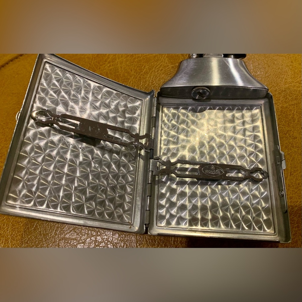 Vintage Silver tone case